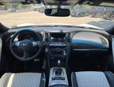 Infiniti FX