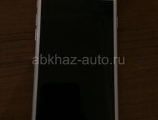 Продаю iPhone 7