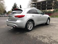 Infiniti FX