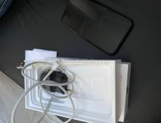 iPhone XR 64