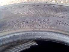 Продаю 4покрышки yokohama 235/55 r19