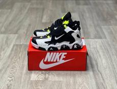 Nike Air Barrage mid 