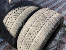 Pirelli 275/35 R21