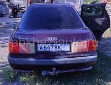 Audi 80