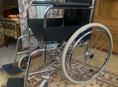Срочно продается коляска и санитарная коляска