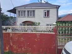 Продается дом с участком по центральной трассе ачадара напротив пицца столица 