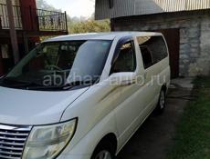 Nissan Elgrand