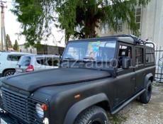 Land Rover 110 Defender