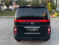 Nissan Elgrand