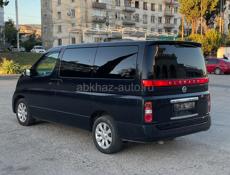 Nissan Elgrand