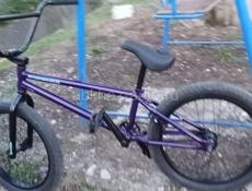 Продам велик новый BMX оригинал  новый 20 т торг есть 