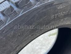 Зимние шины 235/60/r16 Bridgestone 