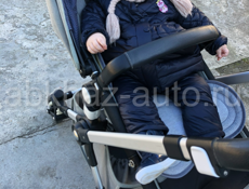 Продаётся коляска  bugaboo с сумочкой со своим чемоданом за 30000 рублей 