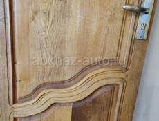 Входная деревянная дверь 