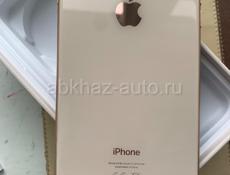 iPhone 8 Plus 64 гига в отличном состоянии оригинал.