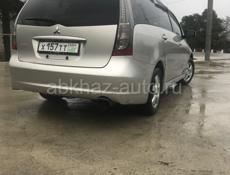 Mitsubishi Grandis