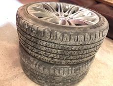 255/40r18 продаю шины 