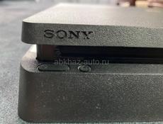 PlayStation 4slim 1tb 3геймпада +игры 