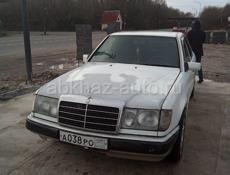 Mercedes-Benz 124