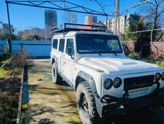 Land Rover 110 Defender