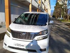 Toyota Alphard