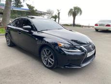 Lexus IS