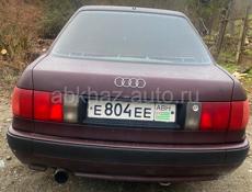 Audi 80