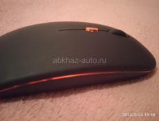 Продаю беспроводную компьютерную мышь с подсветкой