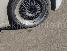 Продаю диски R18 225/40