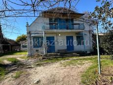 Цена снижена! Продается дом в Цандрипше, 700 м. от  моря 