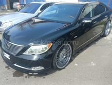 Lexus LS