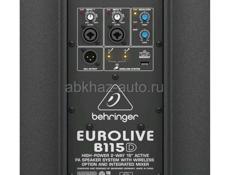 Активная акустическая система Behringer B115D