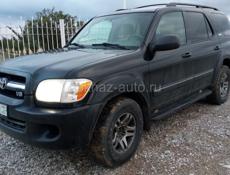 Toyota Sequoia