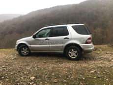 Mercedes-Benz ML