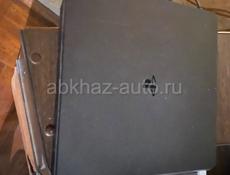 Продаю ps 4 slim 2020года срочно 