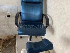 Парикмахерское кресло для педикюра