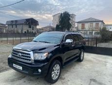 Toyota Sequoia