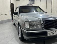 Mercedes-Benz 124