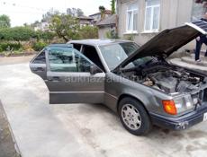 Mercedes-Benz 124