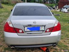 Nissan fuga