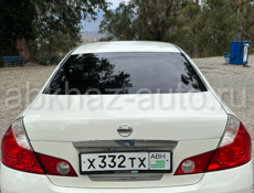 Nissan fuga