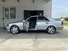 Mercedes-Benz C-Класс