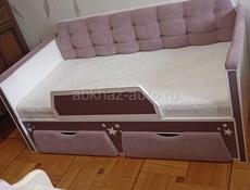 Детская кровать диван с выкатными ящиками