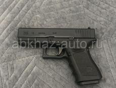 продается страйкбольный Glock 19