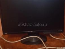 ПРОДАМ МОНИТОР СО СВОИМИ ПРОВОДАМИ  !! 20. ДЮЙМОВ