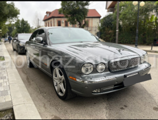 Jaguar XJR