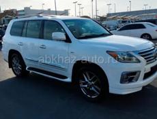 Lexus LX