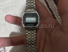 Продам часы casio 