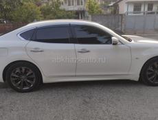 Nissan fuga