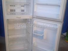 Холодильник Шарп продаётся